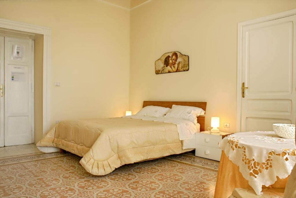 Bed&Breakfast Sommavesuvio Pollena Trocchia Rom bilde